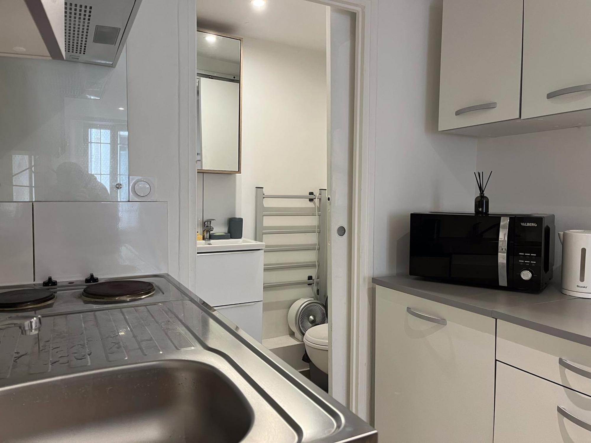 Studio Equipe Confort Proche De Toutes Commodites La Seyne-sur-Mer Ngoại thất bức ảnh