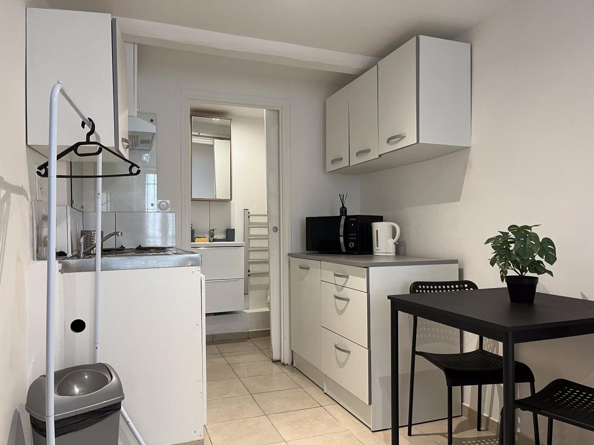 Studio Equipe Confort Proche De Toutes Commodites La Seyne-sur-Mer Ngoại thất bức ảnh